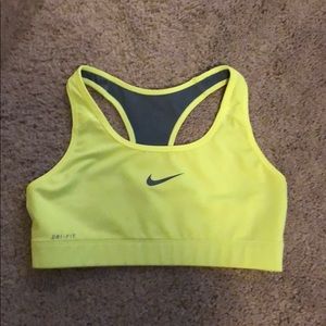 NWOT Neon Green Nike Sports Bra